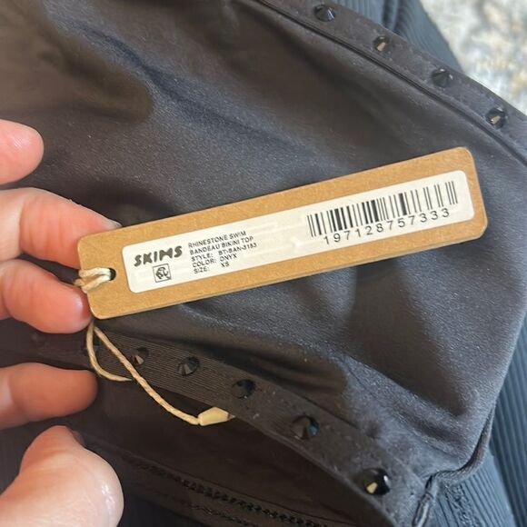 SKIMS NWT RHINESTONE SWIM BANDEAU BIKINI TOP XS - Picture 5 of 7